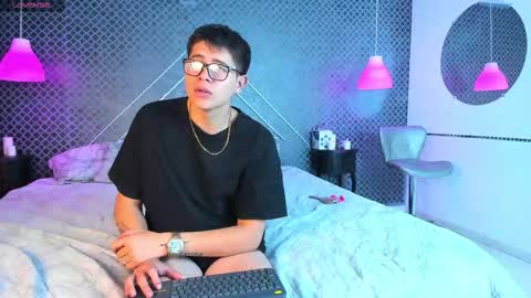 Snapshot of evie_demn chatting on 02-20-26, 06:26 Evie Denm online show from 02-20-26, 06:26