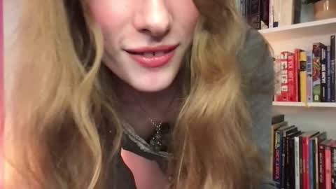 Evie3 online show from 11-03-25, 11:22