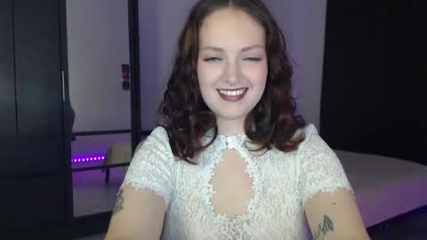 Snapshot of eviik chatting on 10-12-25, 07:57 Lessie online show from 10-12-25, 07:57