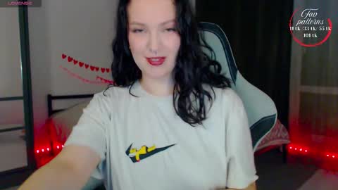 Snapshot of eviik chatting on 03-09-26, 09:41 Lessie online show from 03-09-26, 09:41