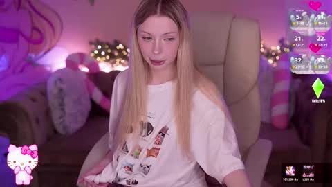 Snapshot of evistarr chatting on 12-18-25, 08:31 Eva online show from 12-18-25, 08:31