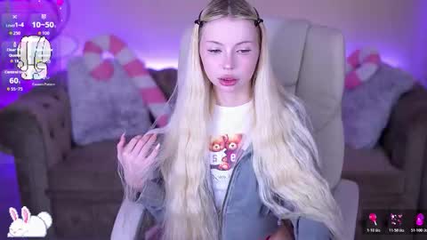 Snapshot of evistarr chatting on 01-15-26, 09:14 Eva online show from 01-15-26, 09:14