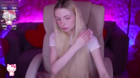 Snapshot of evistarr chatting on 02-08-26, 07:56 Eva online show from 02-08-26, 07:56