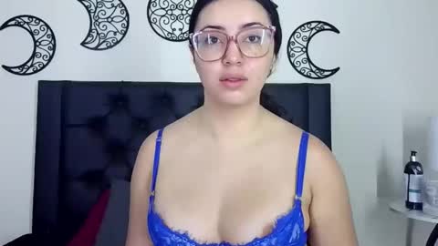 Evolet online show from 01-18-26, 11:25