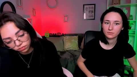 Evi online show from 03-11-25, 10:18