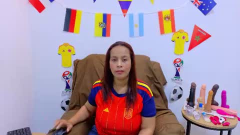 Snapshot of evvaa_moon chatting on 07-10-26, 12:30 evvaa_moon online show from 07-10-26, 12:30