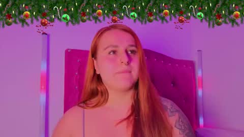 Snapshot of evy_orange1 chatting on 12-04-25, 03:05 EVY online show from 12-04-25, 03:05