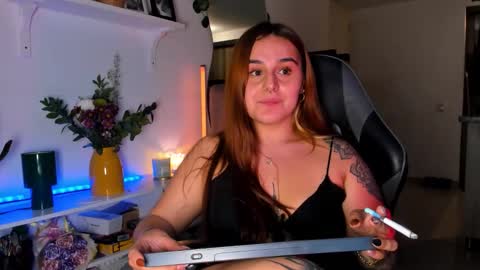Snapshot of evy_orange1 chatting on 03-10-26, 03:33 EVY online show from 03-10-26, 03:33