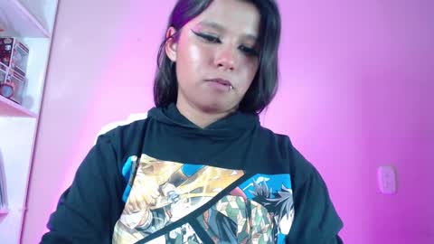 Im Evy online show from 01-05-25, 06:02