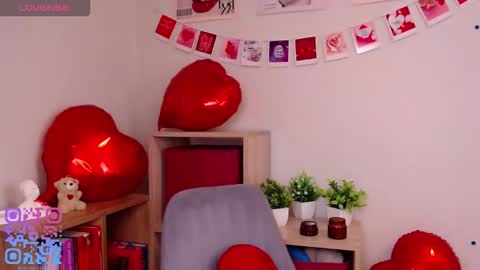 Snapshot of ewajackson chatting on 02-10-26, 11:03 Eva online show from 02-10-26, 11:03