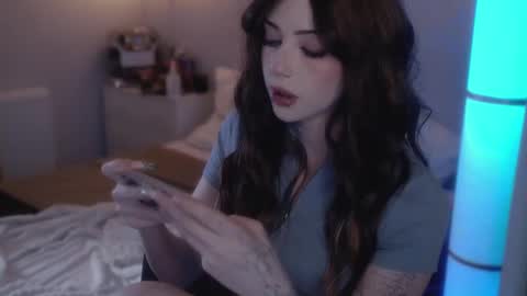 Alyson online show from 02-22-25, 10:18