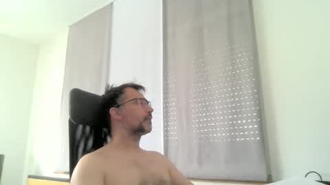 exhibit77 online show from 06-09-26, 10:27