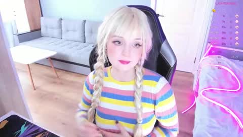 Snapshot of exhoneyangel chatting on 02-26-26, 10:47 Amy online show from 02-26-26, 10:47