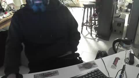 Gio online show from 12-15-24, 08:58