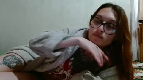 Snapshot of exolizzz66 chatting on 01-24-25, 10:08 Exolizz online show from 01-24-25, 10:08