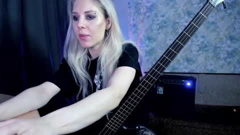 my real name is Irene but Exo is oke too  online show from 02-23-26, 11:13