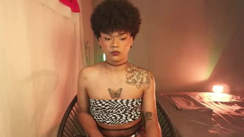 Snapshot of exotic_medussapp chatting on 05-20-26, 01:01 Soy Carla online show from 05-20-26, 01:01