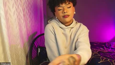 Snapshot of exotic_medussapp chatting on 06-08-26, 06:47 Soy Carla online show from 06-08-26, 06:47