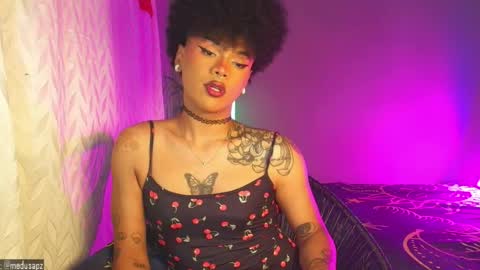 Snapshot of exotic_medussapp chatting on 06-10-26, 04:56 Soy Carla online show from 06-10-26, 04:56