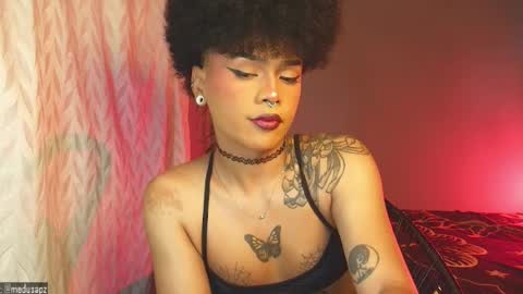 Snapshot of exotic_medussapp chatting on 06-11-26, 08:45 Soy Carla online show from 06-11-26, 08:45