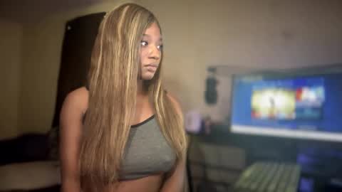 exoticaqua online show from 09-23-25, 01:41