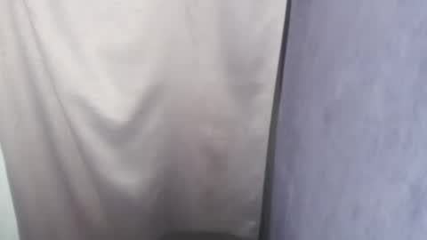 Snapshot of expenseve_kendy chatting on 12-17-24, 04:53 veronica online show from 12-17-24, 04:53