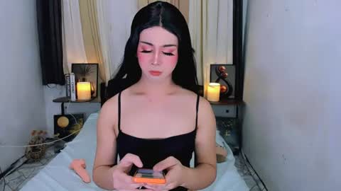 expensive_elise online show from 06-17-26, 10:39