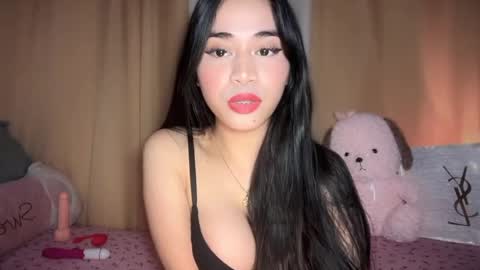 Snapshot of expensivets_chloe chatting on 01-05-26, 07:50 chloee online show from 01-05-26, 07:50