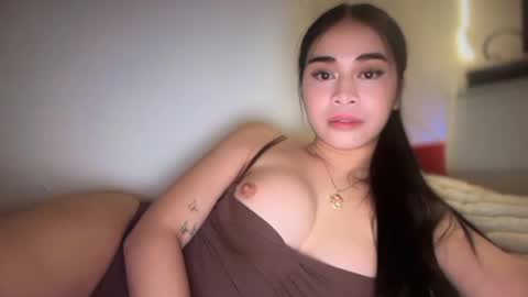 Snapshot of expensivets_chloe chatting on 03-03-26, 04:24 chloee online show from 03-03-26, 04:24