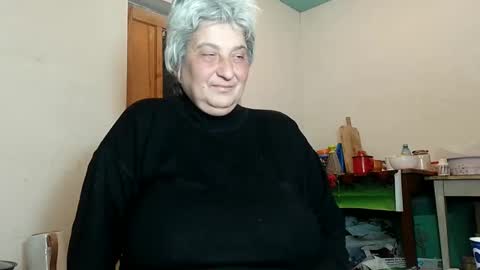 Snapshot of exquisitemature chatting on 02-06-25, 04:58 ExquisiteMature online show from 02-06-25, 04:58