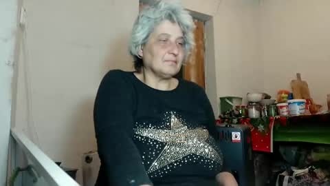 Snapshot of exquisitemature chatting on 03-08-25, 05:33 ExquisiteMature online show from 03-08-25, 05:33