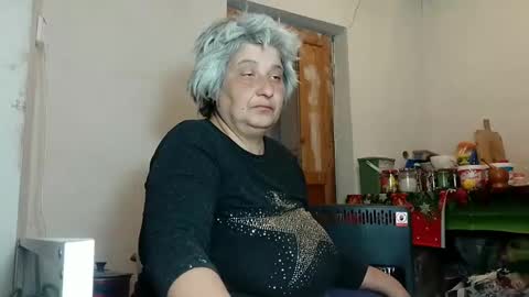 Snapshot of exquisitemature chatting on 03-10-25, 12:04 ExquisiteMature online show from 03-10-25, 12:04