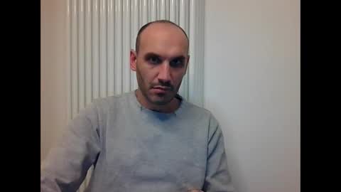 Snapshot of extr0 chatting on 03-20-26, 11:09 Extro online show from 03-20-26, 11:09