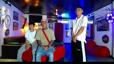 extrangers online show from 03-02-26, 12:45