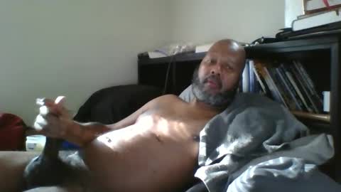 Snapshot of eyequee0007 chatting on 02-10-25, 09:04 eyequee0007 online show from 02-10-25, 09:04