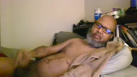 Snapshot of eyequee0007 chatting on 09-26-25, 03:43 eyequee0007 online show from 09-26-25, 03:43