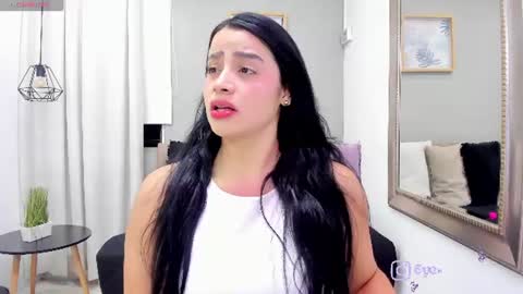Snapshot of eyes_duque chatting on 07-02-26, 01:16 online show from 07-02-26, 01:16