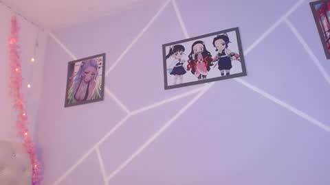 Snapshot of eyes_moonn chatting on 11-27-25, 12:35 eyes_moonn online show from 11-27-25, 12:35