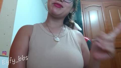 Nadia online show from 11-25-25, 11:05