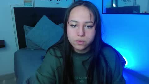 eymmy_24 online show from 09-12-25, 02:22