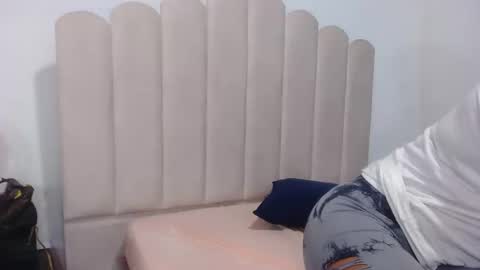 eymytastty online show from 11-13-25, 08:41