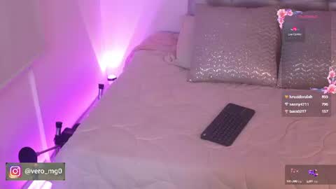 Snapshot of eyrarosee chatting on 06-14-26, 02:24 IG eyramodelink online show from 06-14-26, 02:24
