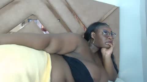 eyshaexotii online show from 04-29-26, 11:11