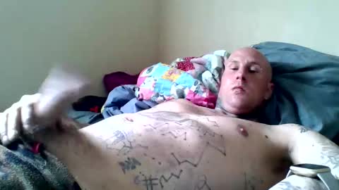 Snapshot of ezekielll1999 chatting on 03-22-26, 04:43 ezekielll1999 online show from 03-22-26, 04:43
