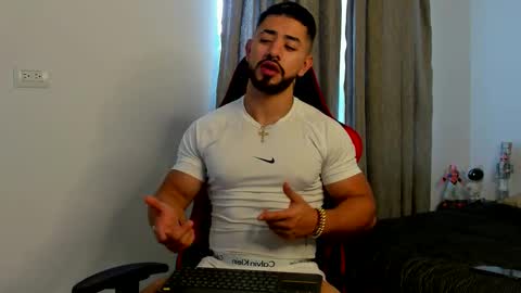 Ezzio Scolaro online show from 03-20-26, 09:19