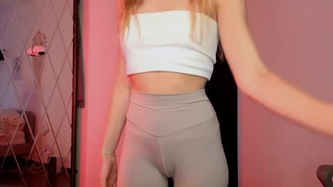  if you dont have fansly account yet use this link to registration    online show from 02-05-26, 02:11