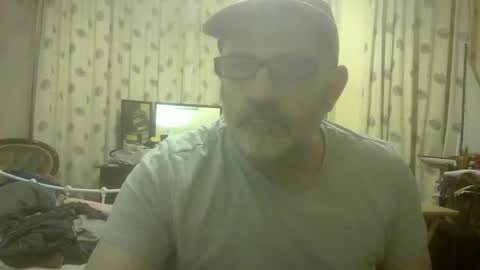f1zzeek online show from 03-08-26, 09:40