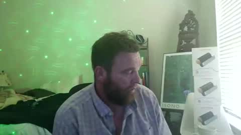 Snapshot of f33l_good chatting on 03-20-26, 03:06 F33l Good online show from 03-20-26, 03:06