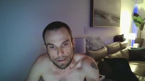 Snapshot of f33nxxx chatting on 05-09-26, 01:00 assondisplay online show from 05-09-26, 01:00