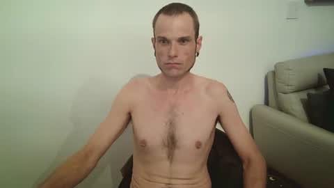 Snapshot of f33nxxx chatting on 06-16-26, 06:05 assondisplay online show from 06-16-26, 06:05